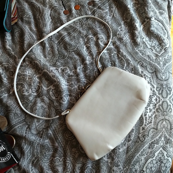 Vintage white leather purse - Picture 4 of 5